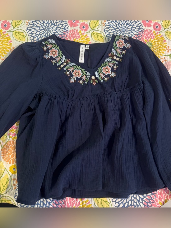Grace + Karma Tops - NWT small grace + karma floral blouse